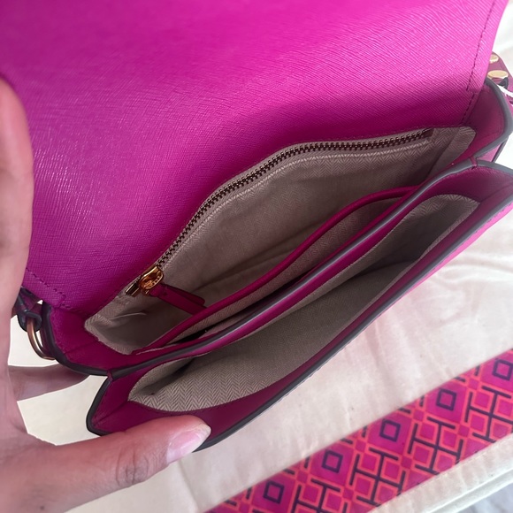 New Tory Burch Emerson shoulder/ crossbody bag - Picture 10 of 11